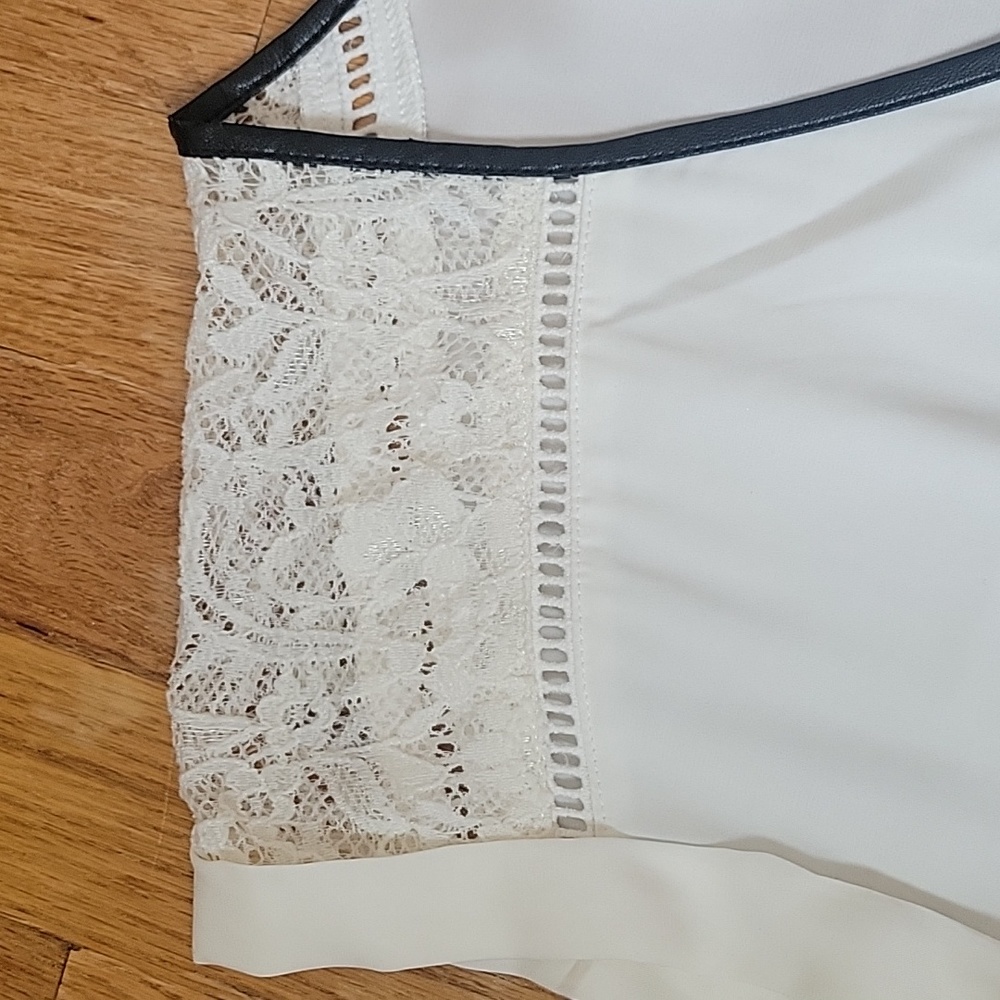 Express Blouses - image 5